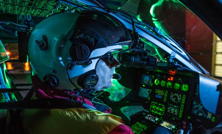 Die ÖAMTC-Flugrettung wird mit speziellen Nachtsichtgeräten ausgestattet. Foto: ÖAMTC