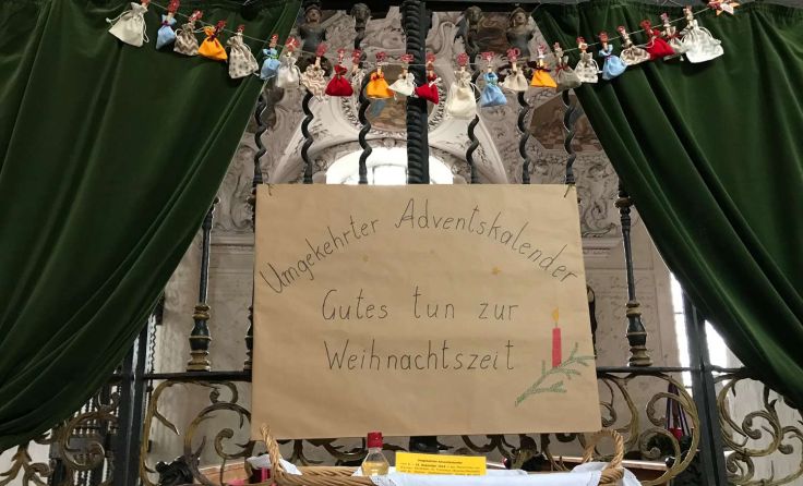 Der umgekehrte Adventkalender geht in die vierte Runde. (Foto: Pfarrkirche Ranshofen)