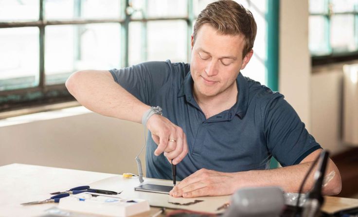 Reparieren statt neu kaufen: Landesrat Stefan Kaineder (Foto: Catherine Roider)