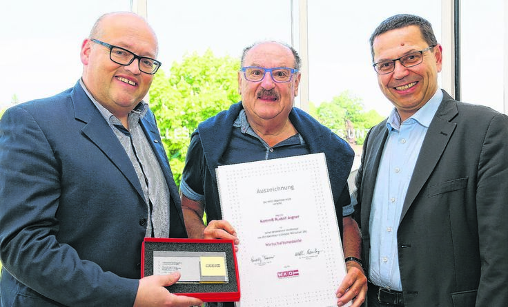 Rudolf Aigner mit Laurenz Pöttinger und Hans Moser (WKO) Foto: Maringer