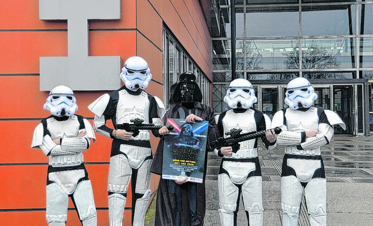 Die Perger HTL-Schüler laden am Samstag zum Maturaball in die ÖTB-Halle ein. 