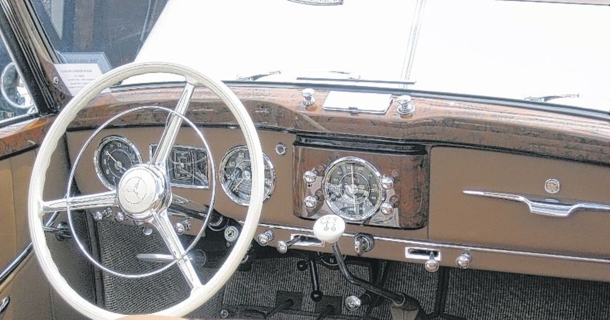 Nostalgie: Oldtimer-Fans kommen bei großem Treffen in Perg auf ihre ...