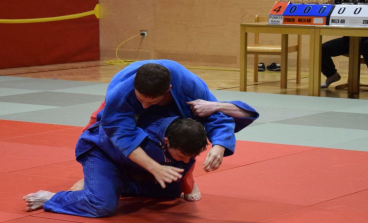 Felix Lettner warf seinen Gegner mit einer Seoi Nage Technik.