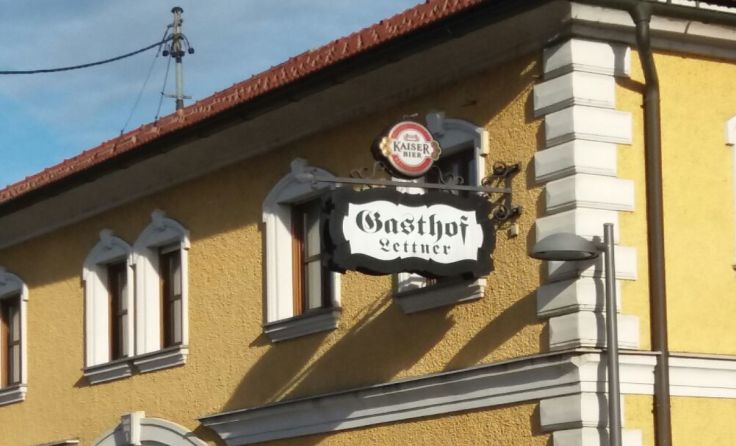 Naarn stirbt Ende Oktober um eine Institution – dem Gasthaus zur Post. Foto: Hochgatterer