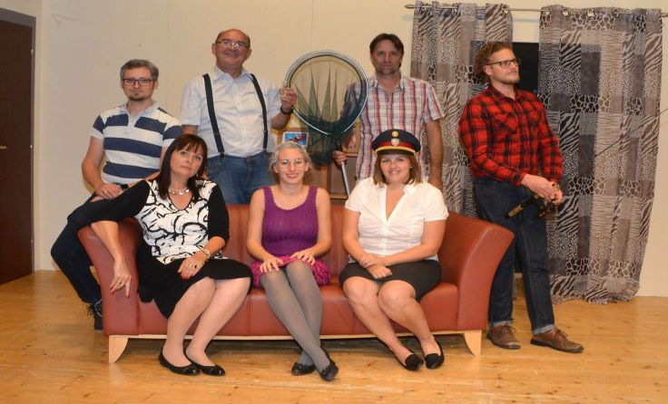 Das Team vom Perger Theater fiebert bereits der Premiere entgegen. Foto: Wolfgang Leutgeb