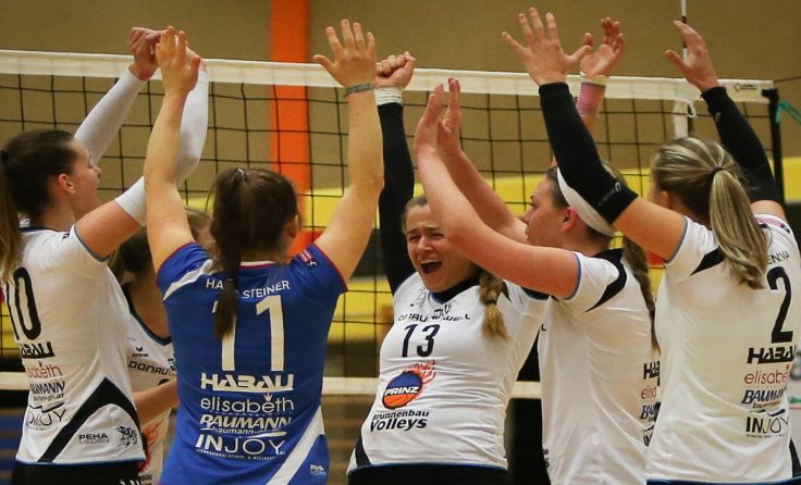 Die Pergerinnen wollen auch im Semifinale der AVL jubeln. Foto: Berles 