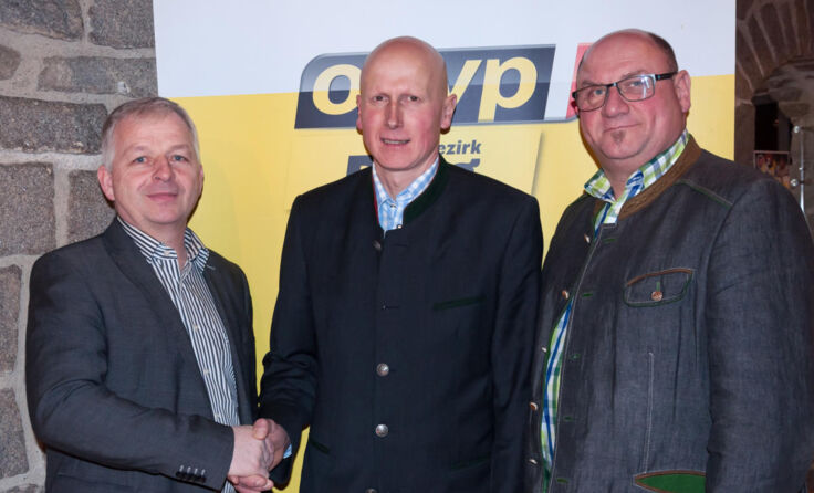v.l.: Nikolaus Prinz, Friedrich Hofer und Bürgermeister Andreas Fenster (Foto: ÖVP Perg)
