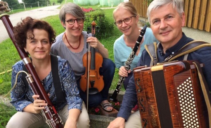 Die Klangwellen spielen am Naarn-Ufer auf. (Foto: Roswitha Hiesböck)