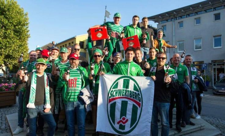 Der Aistblock-Fanclub hievte die Schwertberger auf Platz eins. (Foto: Lageder)