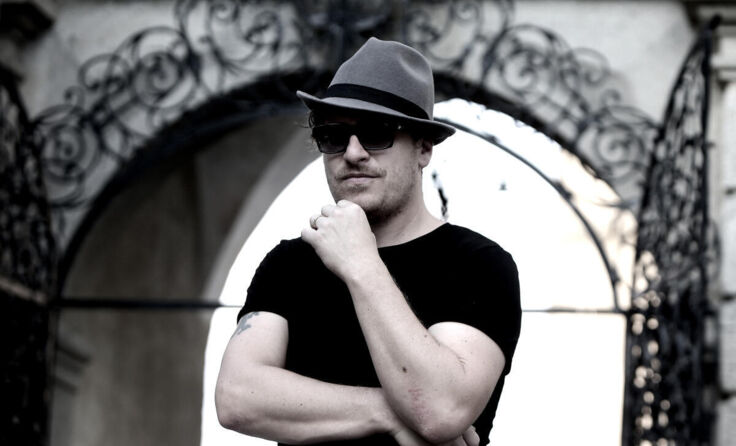 Für Marcus Füreder alias Parov Stelar wird der Clam-Auftritt quasi zum Heimspiel. (Foto: Weihbold)