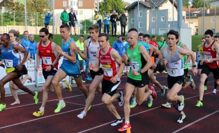 Starkes Läuferfeld beim Gmundner 5000er