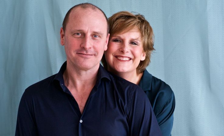 Gabriele Kuhn und Michael Hufnagl spielen "Paaradox Schatzi geht's noch". Foto: Ela Angerer