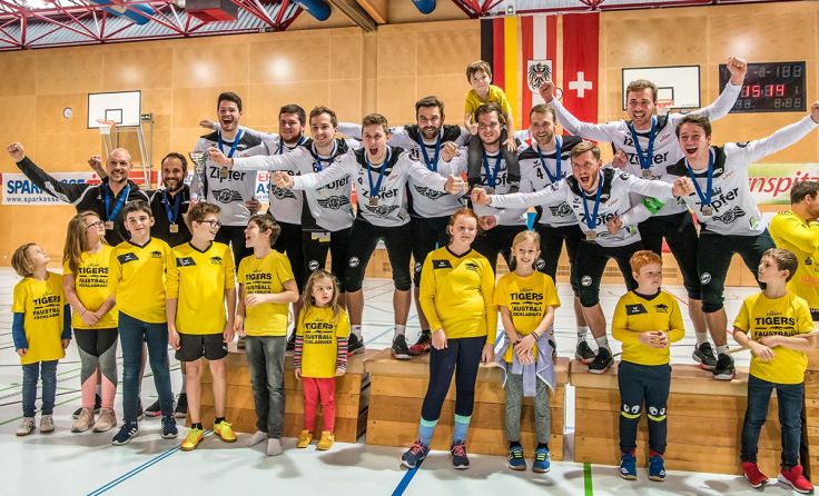 Die Tigers Vöcklabruck freuten sich über Silber im Champions Cup. Foto: Wolfgang Benedik