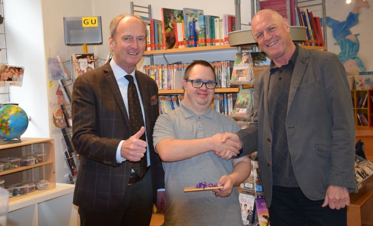 Bürgermeister Herbert Brunsteiner, Tobias Höller und Herbert Theil (v.l.) Foto: Stadtgemeinde