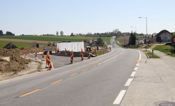 Die Bauarbeiten für die Unterführung der B1 in Baumgarting laufen wieder. Foto: Gemeinde