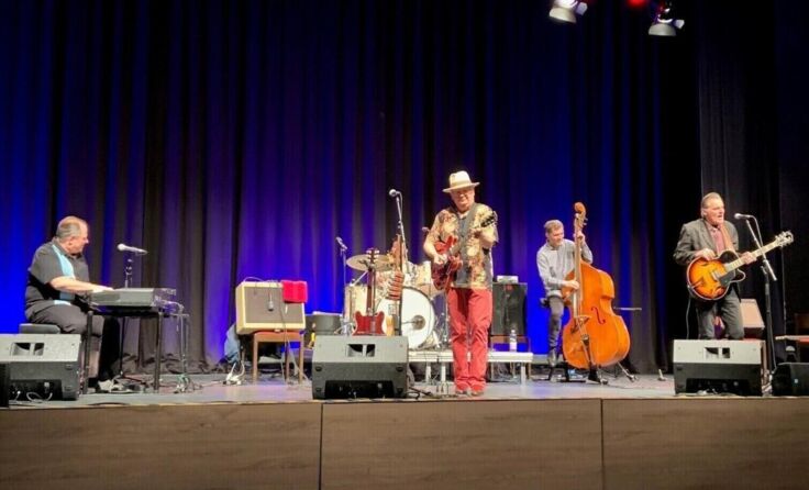 Die Mojo Blues Band gastierte in Vöcklabruck. (Foto: Mac)