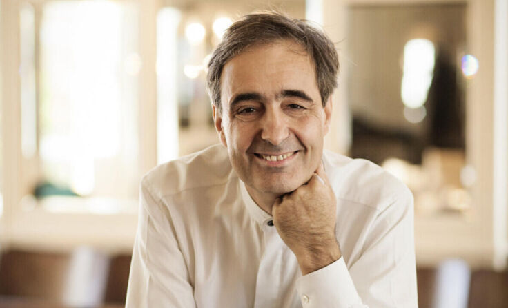Klavier-Virtuose Paul Gulda spielt im Franz-Xaver-Süßmayr Saal. (Foto: Julia Grandegger)