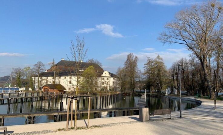 Der Kultur Genuss Weg führt an der Marina Schörfling und Schloss Kammer vorbei. (Foto: Mac)
