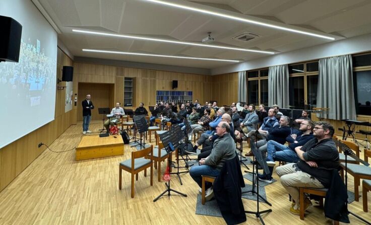 Das neue Heim der Musikkapelle Zell/P. bot einen schönen Rahmen. (Foto: OÖBV Vöcklabruck)