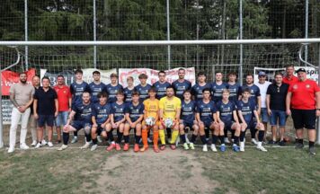 Fußball und Wirtschaft spielten in Rüstorf einen Doppelpaß