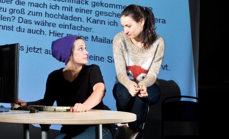 „Fangnetz“ zeigt Gefahren und Vorteile von Internet und Social Media. (Foto: Land/Liedl)