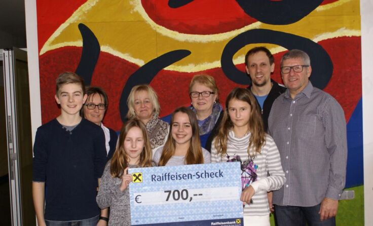 Die Schüler spendeten 700 Euro.