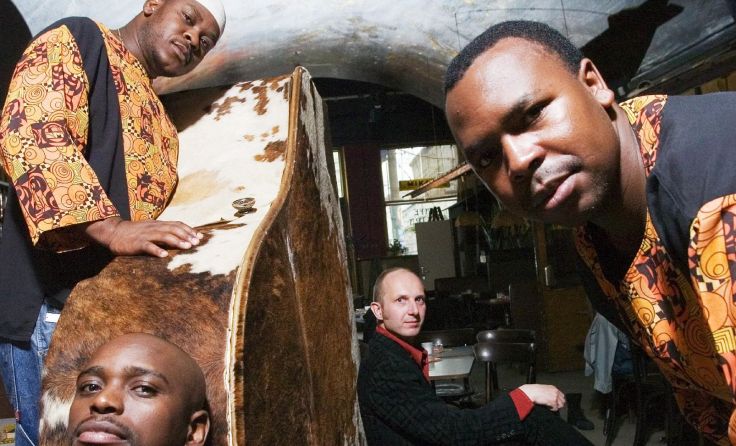 MoZuluArt verbinden Klassik mit afrikanischer Musik. (Foto: Lukas Beck)