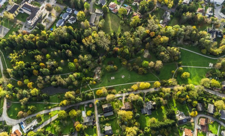 Der herbstliche Stadtpark (Foto: flying-motion)