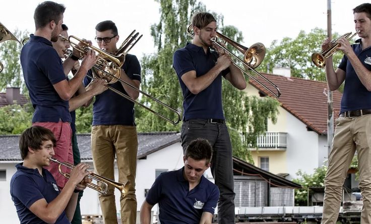 "Brasstards" gastieren am 7. Mai in Ried. 