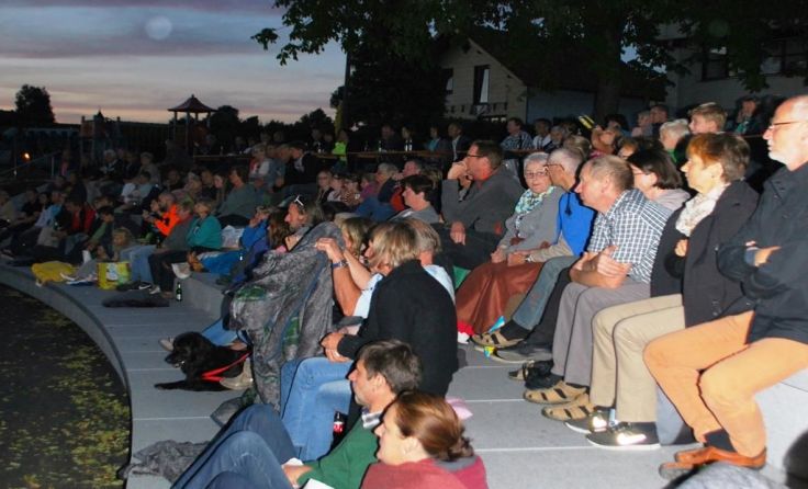 Sommerkino in Lambrechten: gute Filme und tolle Kulisse