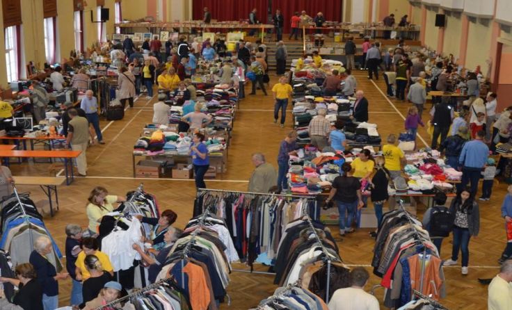 Großes Angebot, günstige Preise beim Flohmarkt des Turnvereins Ried 1848