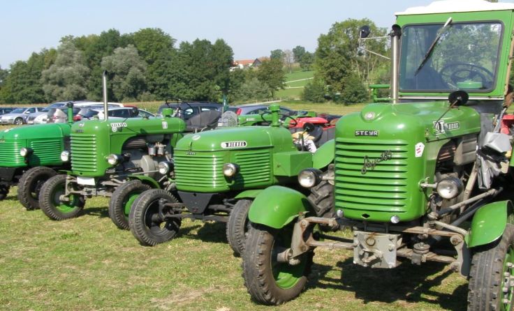 Oldtimer-Parade in Andrichsfurt