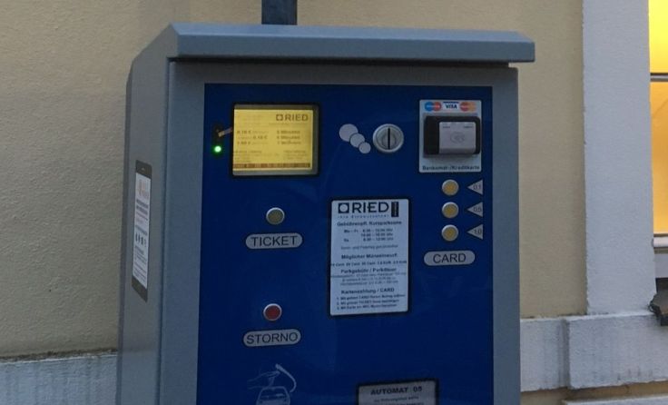 Die Parkautomaten werden in dieser Woche umgestellt.
