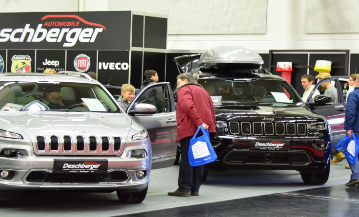Fast alle regionalen Autohändler zeigen ihre neuen Modelle. (Foto: Messe Ried)
