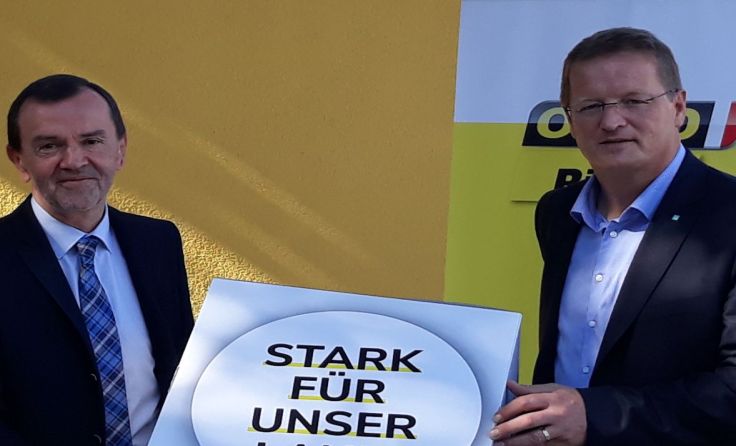Alfred Frauscher (l.) und Manfred Hofinger: „Der Bezirk kann sich sehen lassen.“