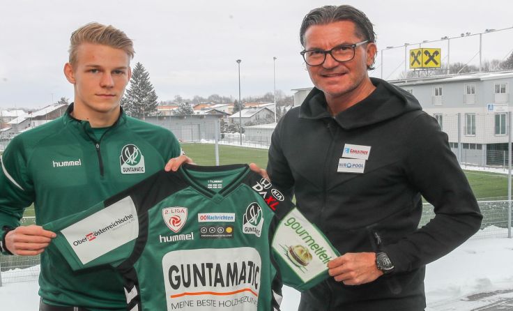 Marco Grüll (l.) mit Trainer/Sportdirektor Gerald Baumgartner (SVR / Scharinger)