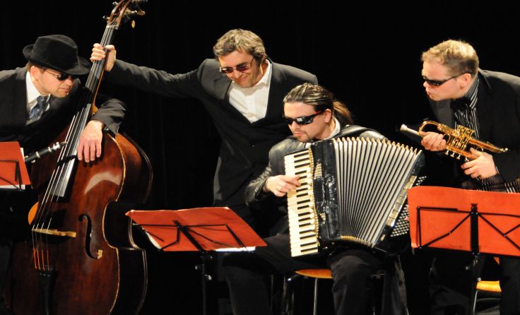 „Die Schurken“ suchen die schönste Musik. (Foto: Gerhard Klocker)