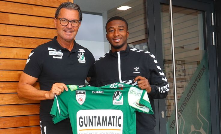 Gerald Baumgartner mit Kelvin Arase (SVR / Scharinger)