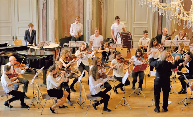 Das Jugendsinfonieorchester der LMS Ried gestaltet den Auftakt des Konzertes. (Foto: privat)