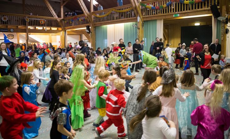 Viel Spaß ist in der Bauernmarkthalle garantiert. (Foto: Kinderfreunde)