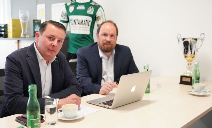 SVR-Finanzvorstand Roland Daxl und Rechtsexperte Robert Tremel. (Foto: Scharinger)