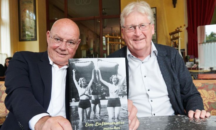 Wolfgang Böck (l.) und Wolfgang Marschall lesen dreimal in Ried. (Foto: privat)
