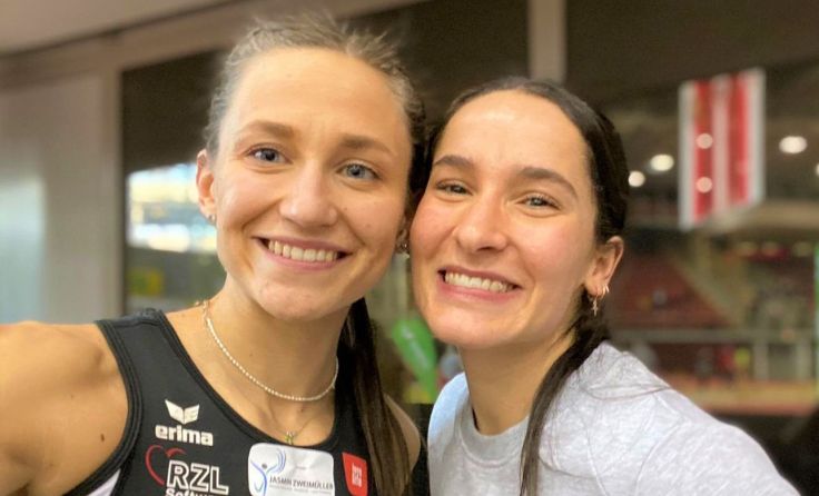 Platz zwei und vier über 60 Meter: Ina Huemer (l.) und Antonia Kaiser (Foto: Angerer)