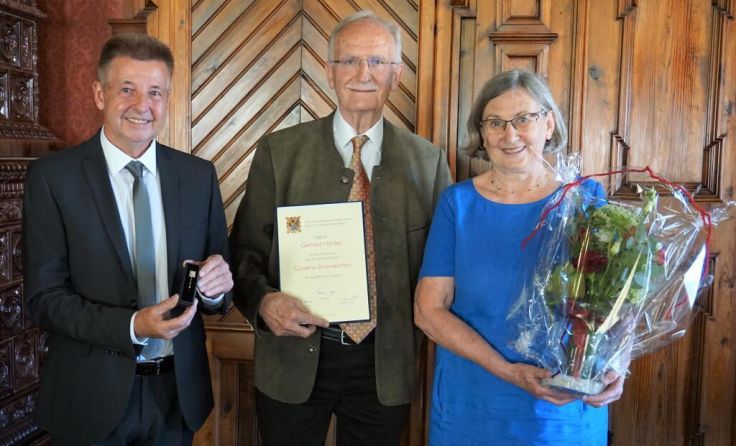 Bgm. Albert Ortig, Gerhard und Maria Hartjes (Foto: Stadtgemeinde Ried)