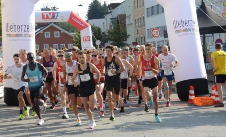 Spannende Rennen bei sommerlichen Temperaturen (Foto: LAG Ried)