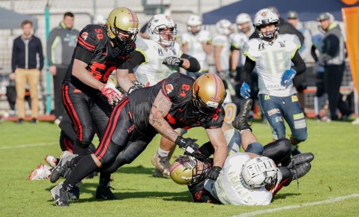 Die Gladiators (schwarz) feierten im fünften Spiel den fünften Sieg. (Foto: 22pictures)