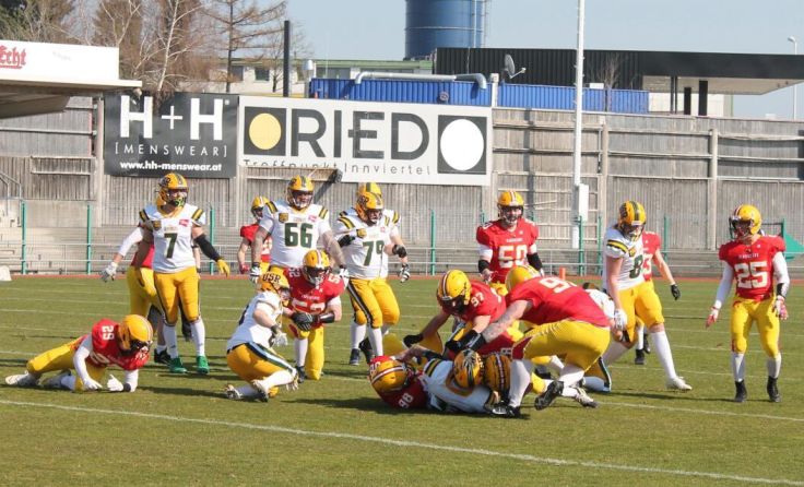 Knappe Niederlage im Hinspiel (Foto: Tips / Horn)