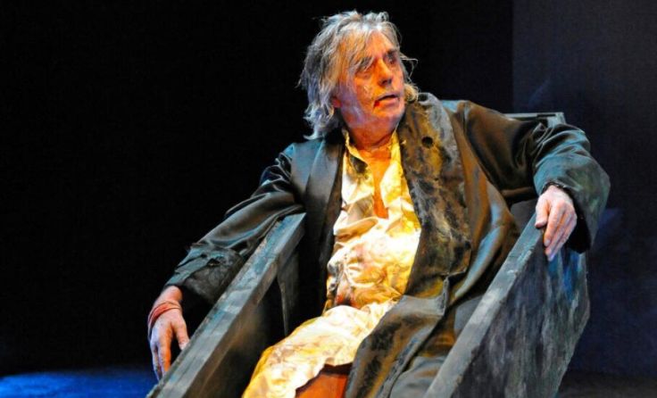 Klaus Rohrmoser als Paganini (Foto: Innsbrucker Kellertheater)