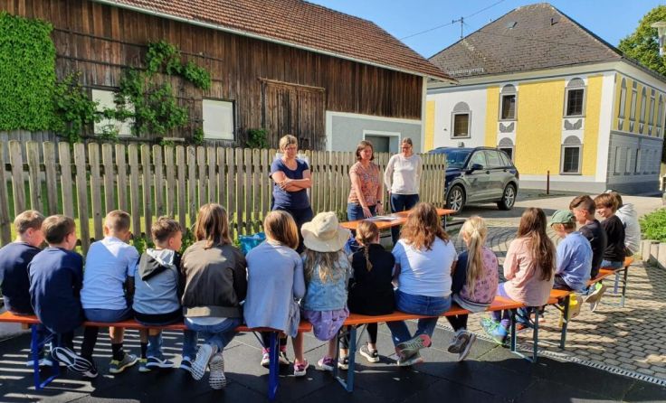 Andrichsfurter Bäuerinnen besuchten die Volksschule. (Foto: privat)