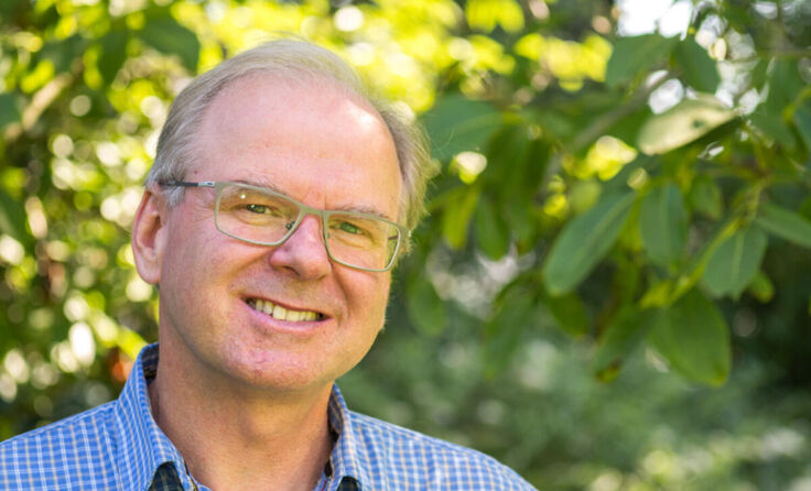 Michael Hohla beschreibt in seinem Buch 2.228 Pflanzenarten. (Foto: Michael Hohla)